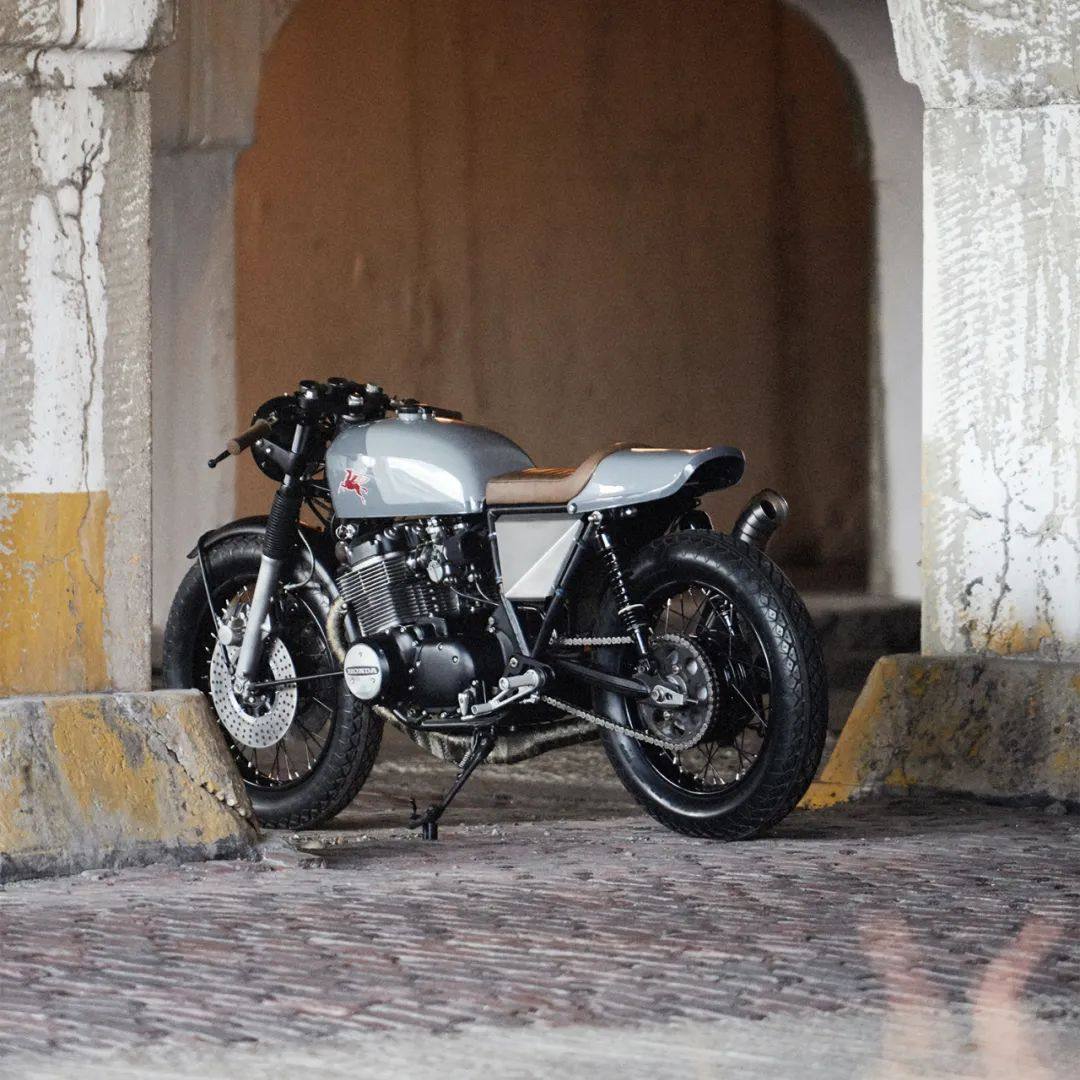 黑暗乘客:Honda CB750