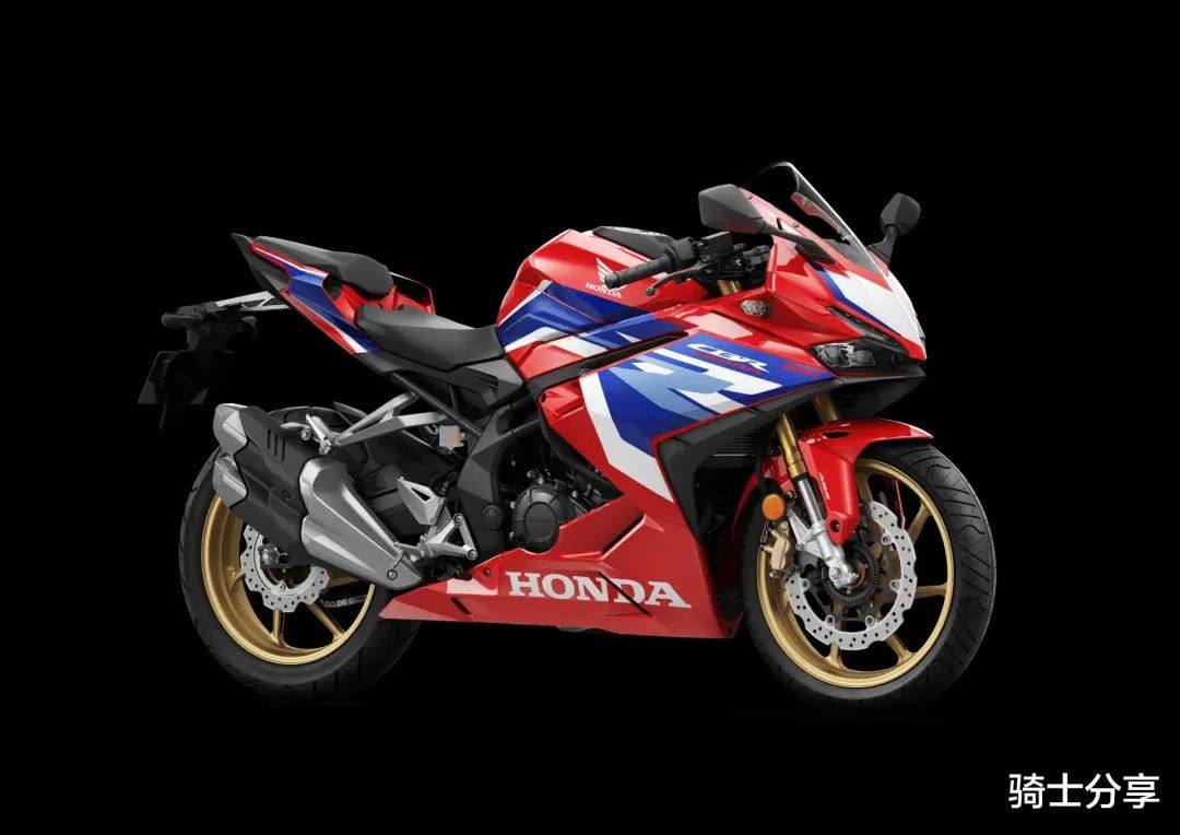本田推出新款250仿赛,规格比CBR400R更高,外观战斗性能强悍