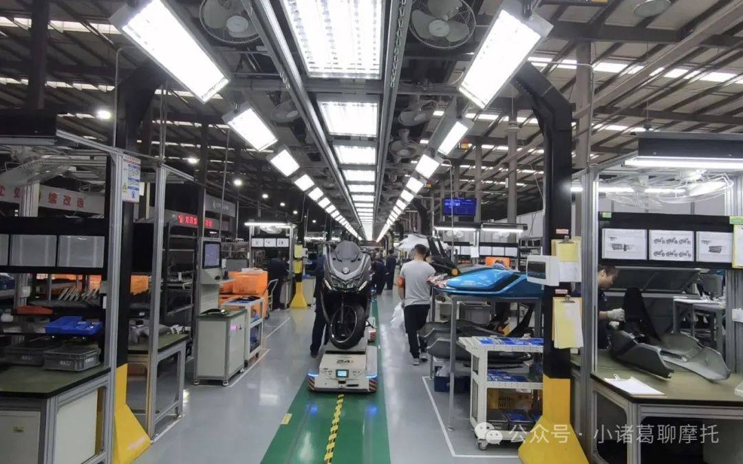 8月中大排量摩托车头部生产企业产销数据分析