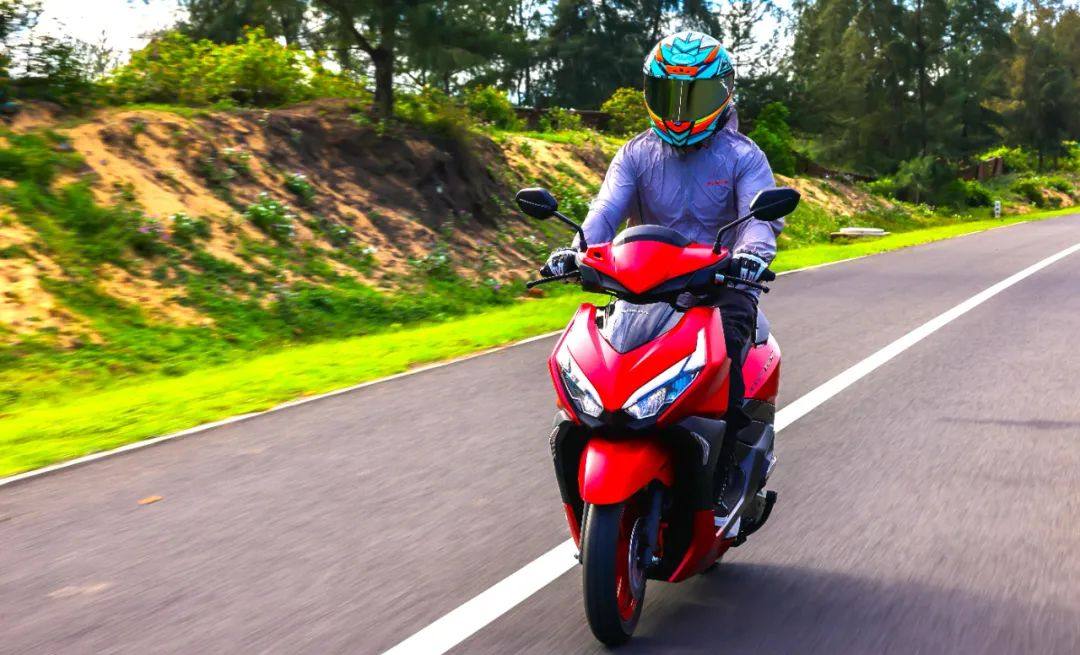 年轻、运动还实用，新大本田NS125RX海南深度试驾体验