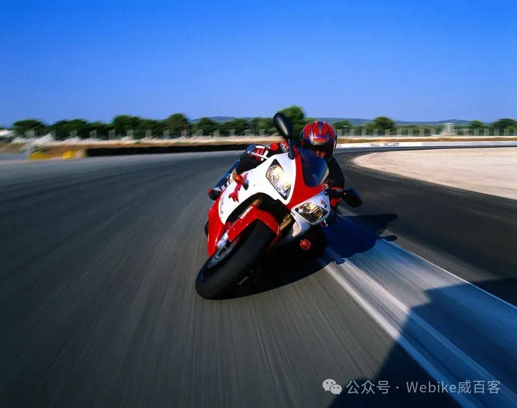 改变时代的初代公路最强跑车YZF-R1！