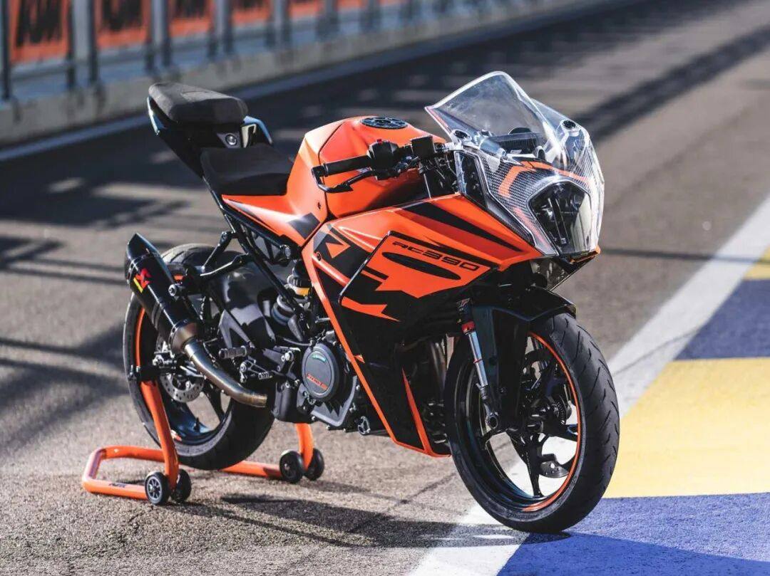 颜值相当不错，KTM RC490双缸仿赛要来了，最快米兰车展亮相