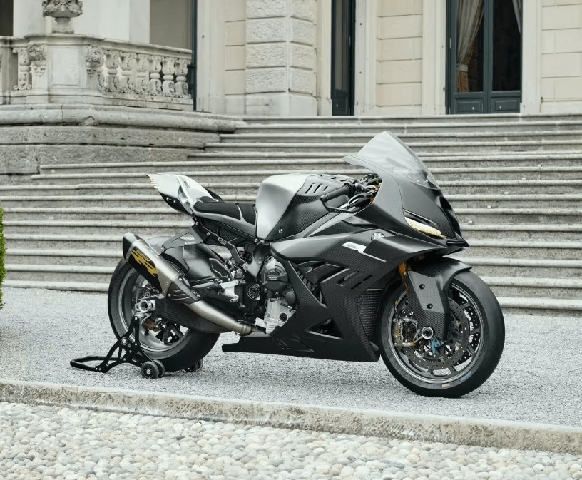 宝马下一代终级跑车现身，概念跑车 Concept RR