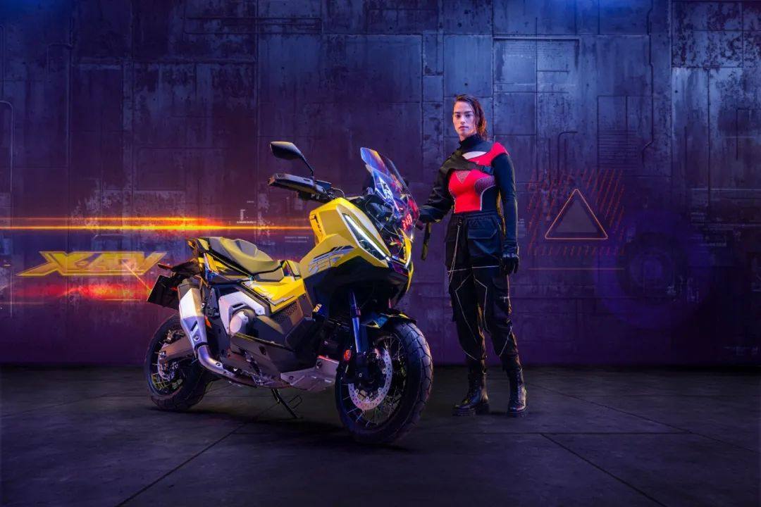 129800丨Honda X-ADV焕新登陆