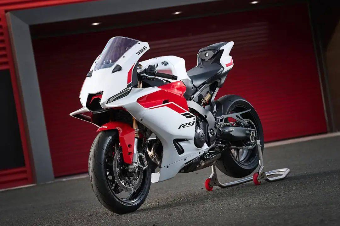 雅马哈 YZF-R9 实车鉴赏,国内三缸引擎的典范