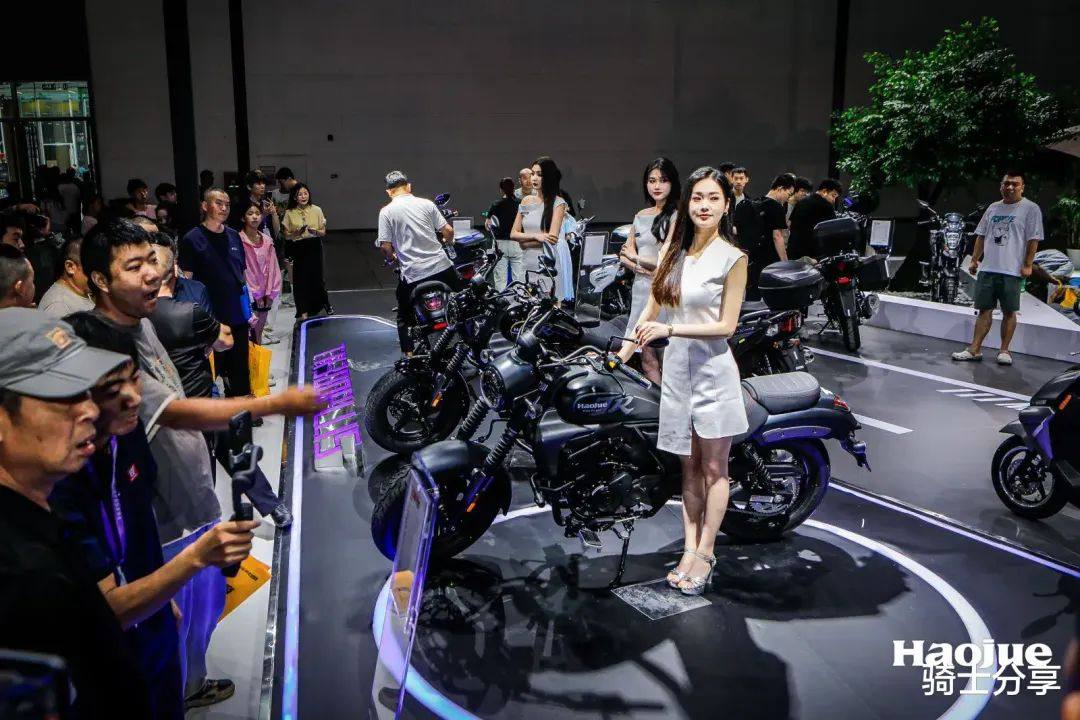 豪爵TR300 Plus版，升级不涨价，售价23680元你看行不行？