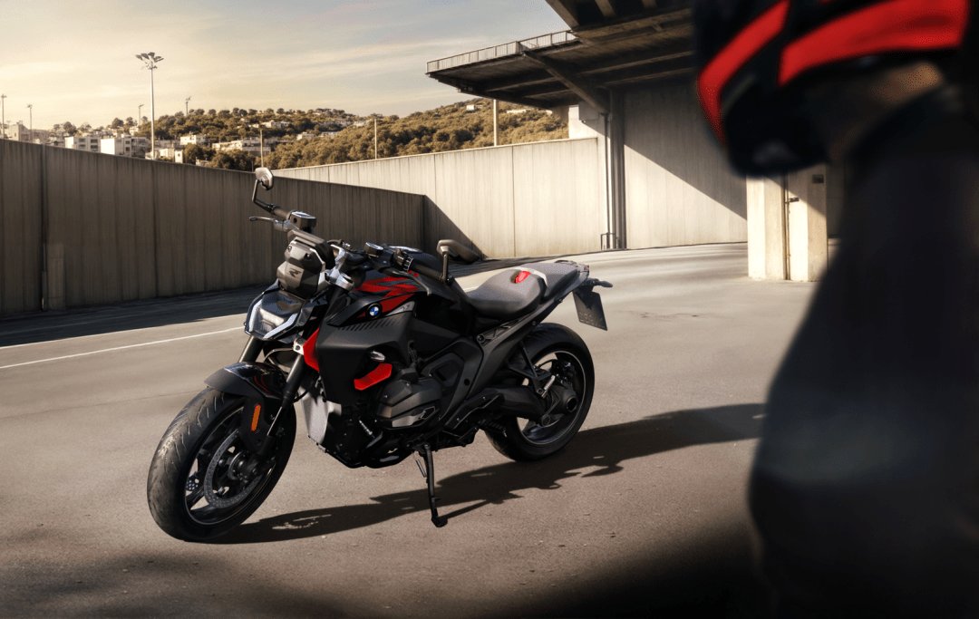细节简介：宝马摩托新一代运动街车 2025 R 1300 R
