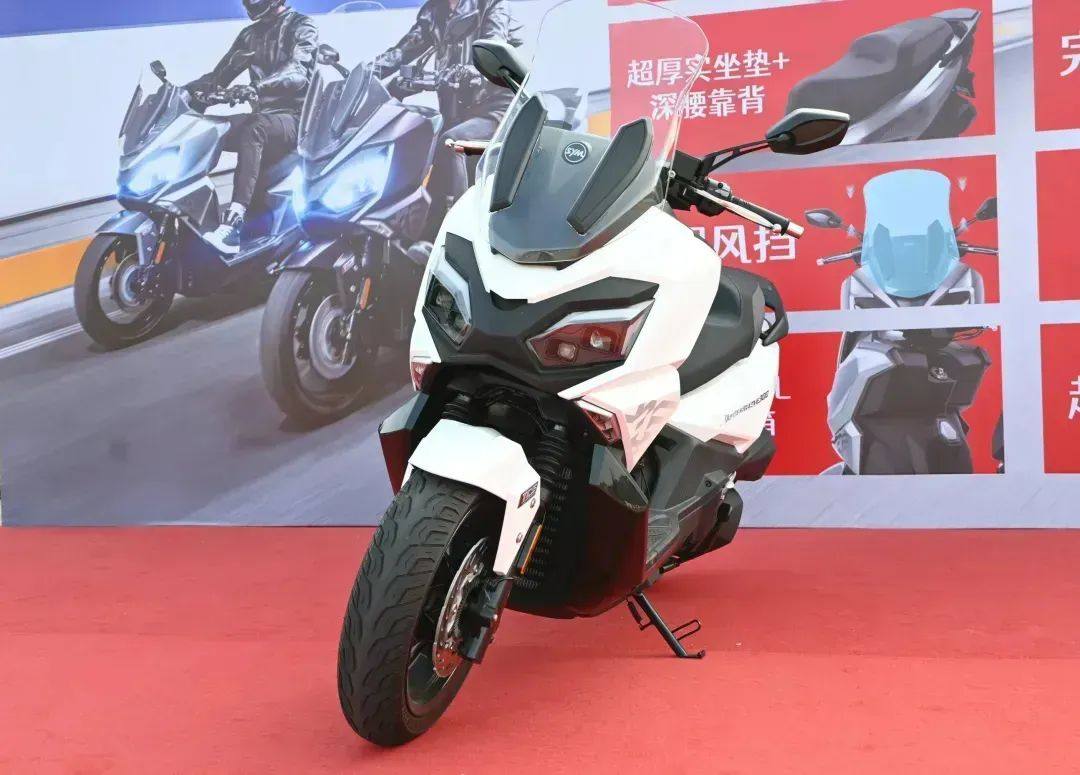 2万元出头的三阳巡弋250和光阳赛艇250,你会如何选?