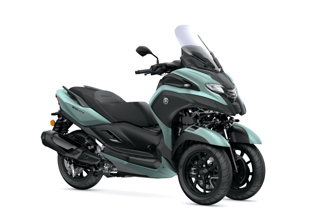 细节简介:提供安全气囊版本,Yamaha 新二代三轮踏板 2026 LMW300