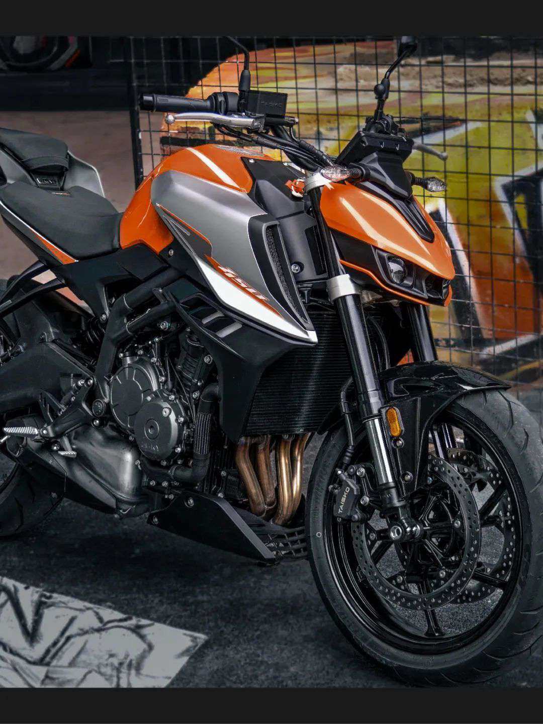 450R丨街头新秩序