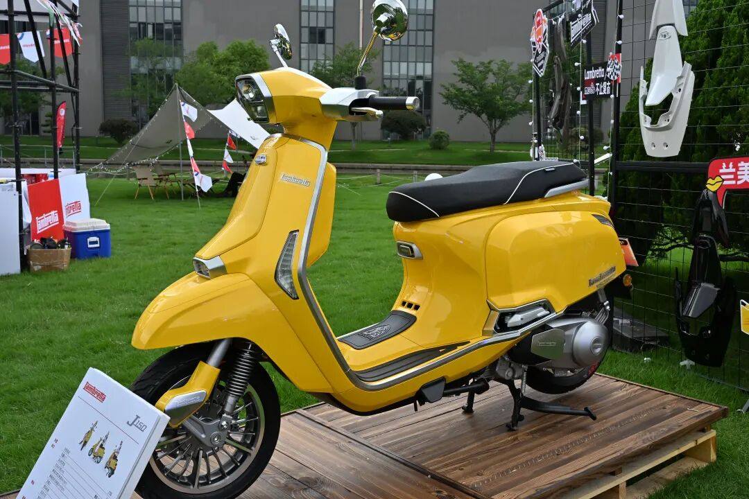 Lambretta 两款复古踏板发布,铁壳、精致、高配、性价比的最佳代表