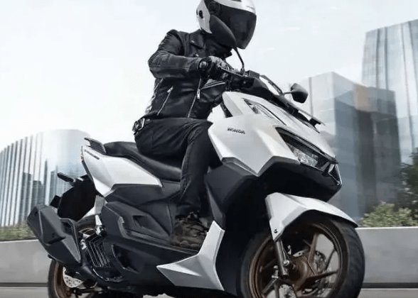 本田PCX 160兄弟车型: Vario160踏板发布!