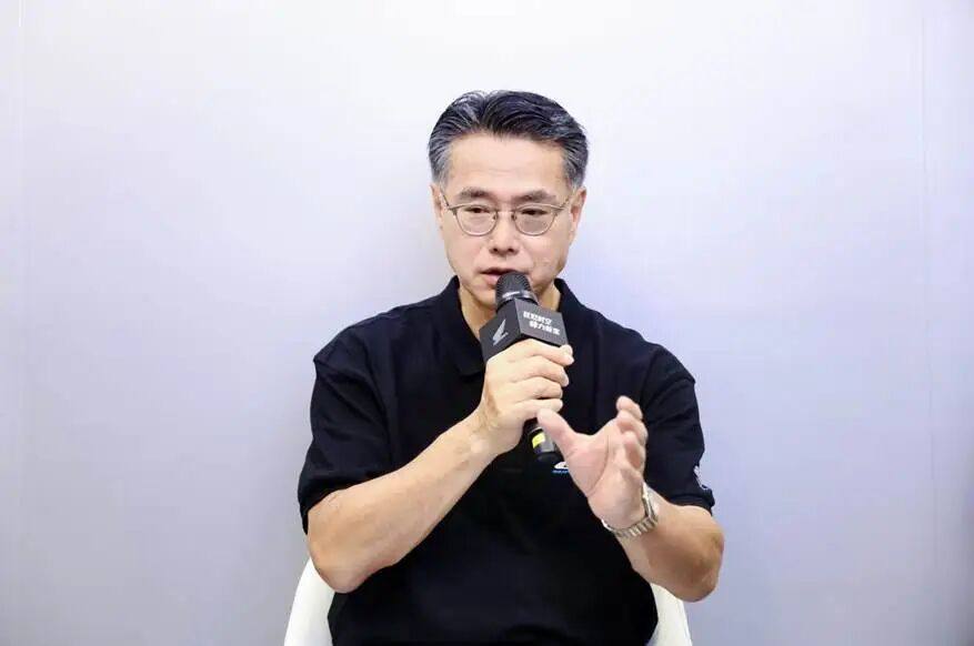本田高层透露明年将推动四缸650平台及更大排量ADV国产化