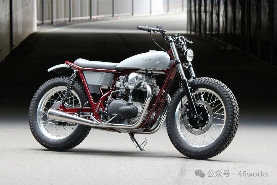 硬核炸裂：Kawasaki W650 | 每日一车