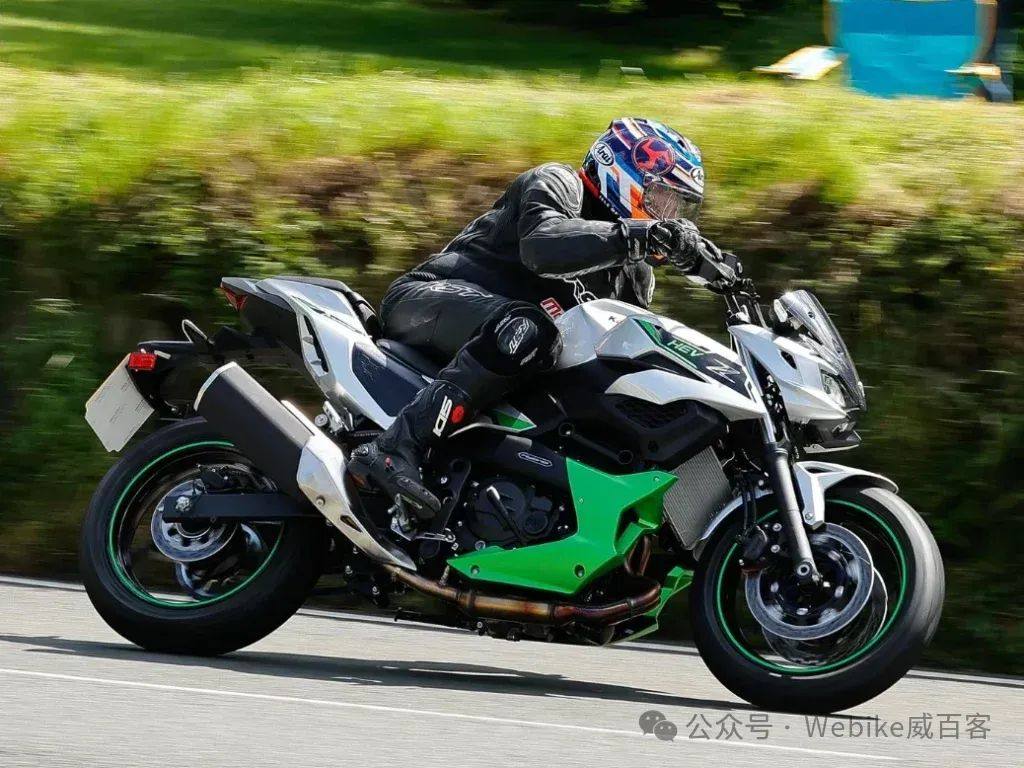 川崎Z7 Hybrid完成曼岛TT赛道！赛车手表示「e-Boost加速令人震撼！」