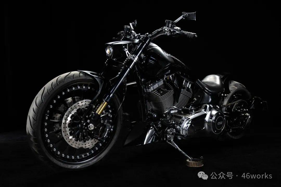 巨轮机械兽：Harley Davidson Breakout