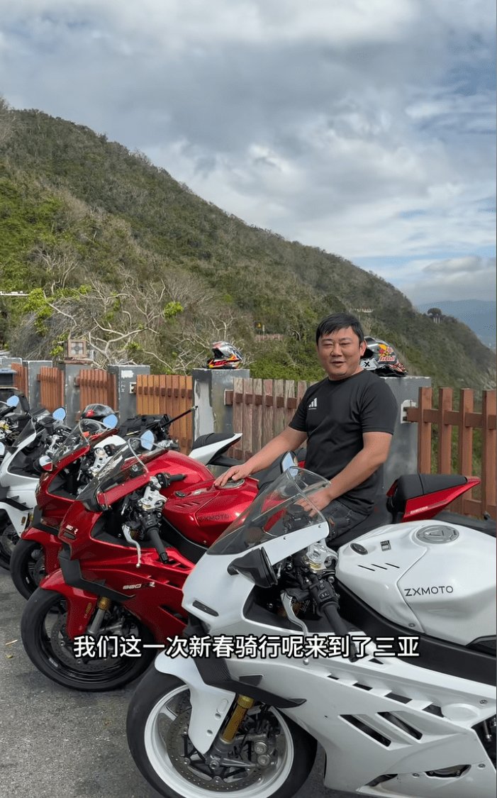 张雪820RR 不适合张雪,还不适合新手