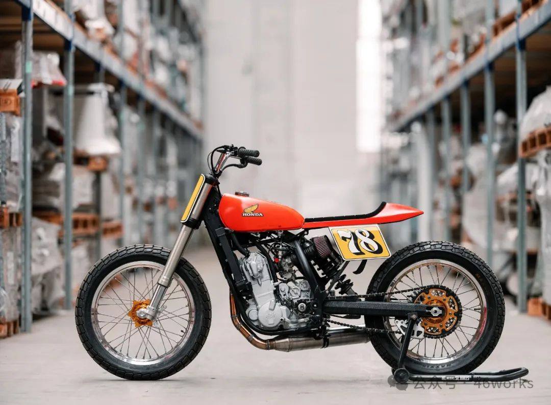 狂野轰鸣:KTM 450 SX