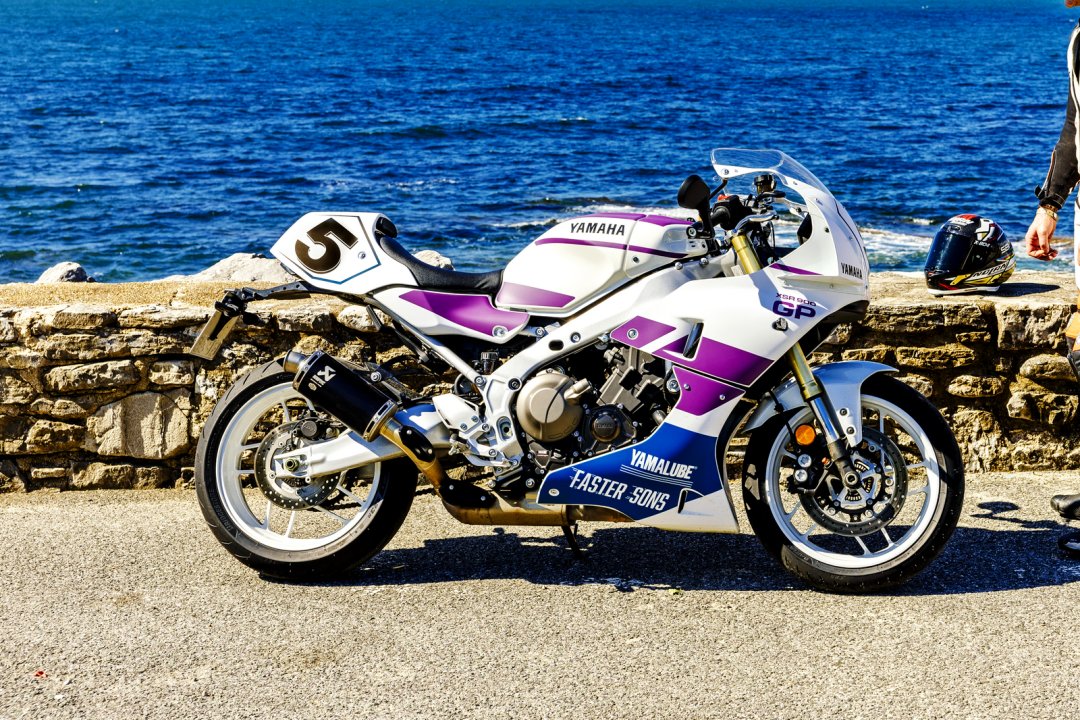 改装与定制:GP 图案的 Yamaha XSR900 GP YARD Built(2)
