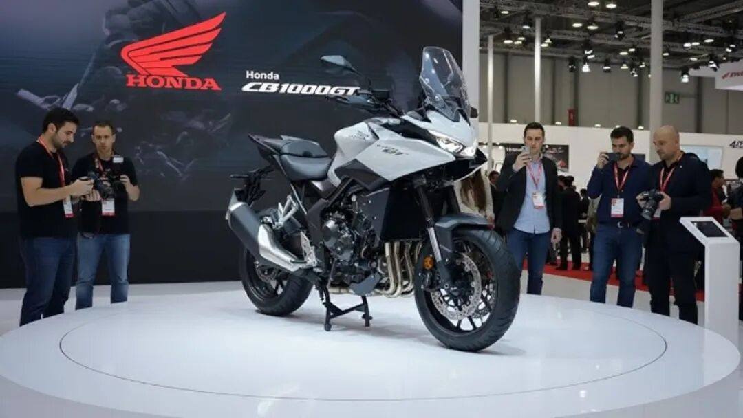 米兰车展丨本田CB1000GT发布,“火刃”同平台多功能休旅车,主打长途舒适