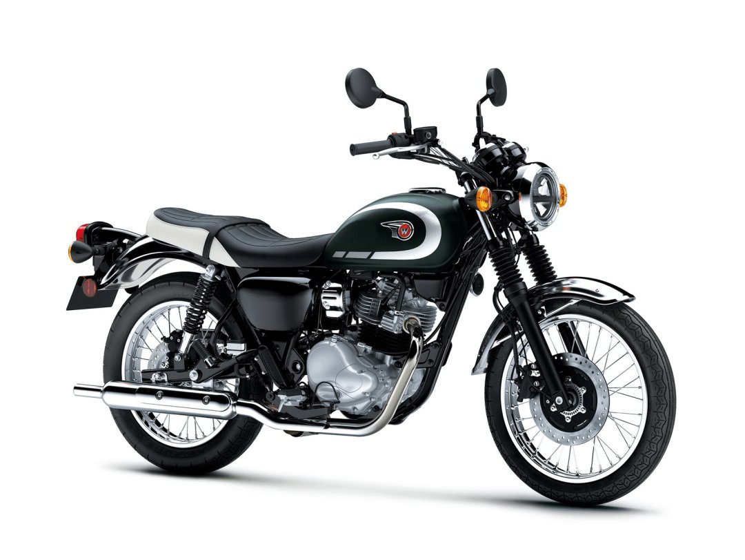 新图案:Kawasaki 2026 复古车 W230、Meguro S1
