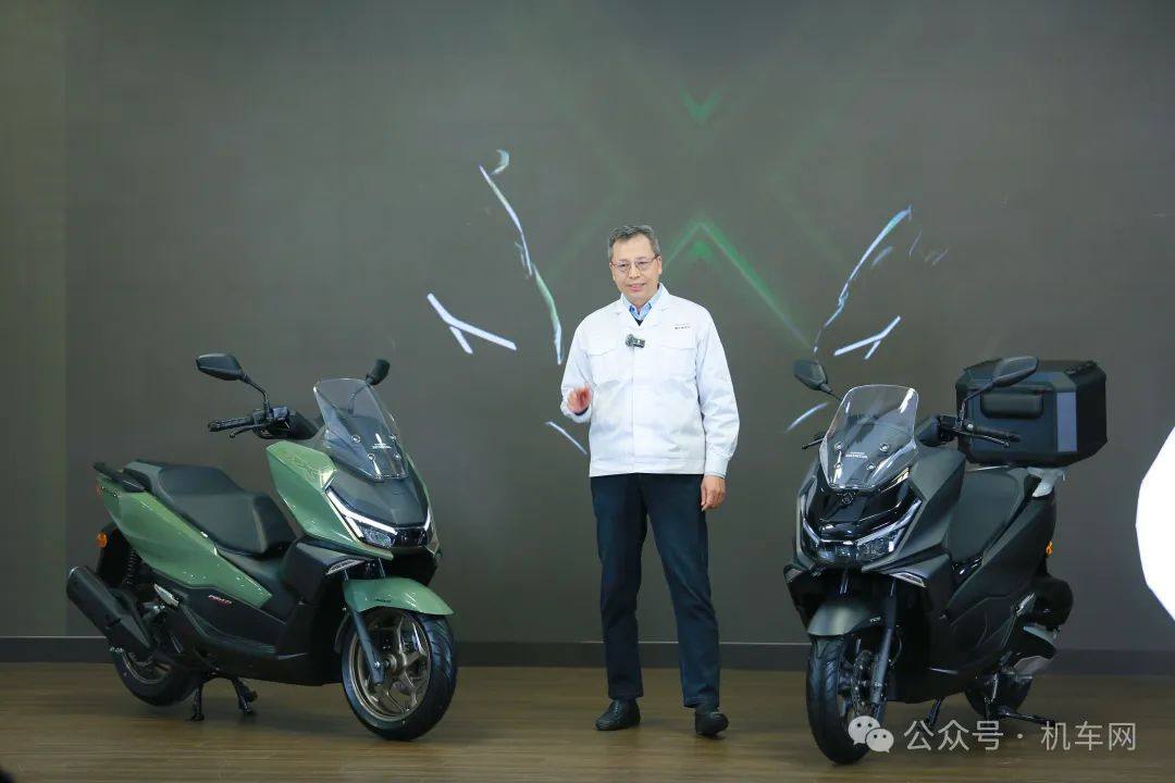 新大洲本田150踏板亮相, 双通道ABS、TC…配置丰富,就差价格了