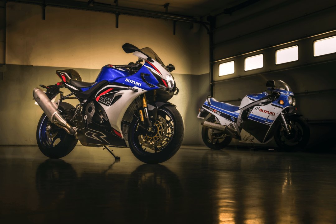户外特写:Suzuki 2026 超级跑车 GSX-R1000R