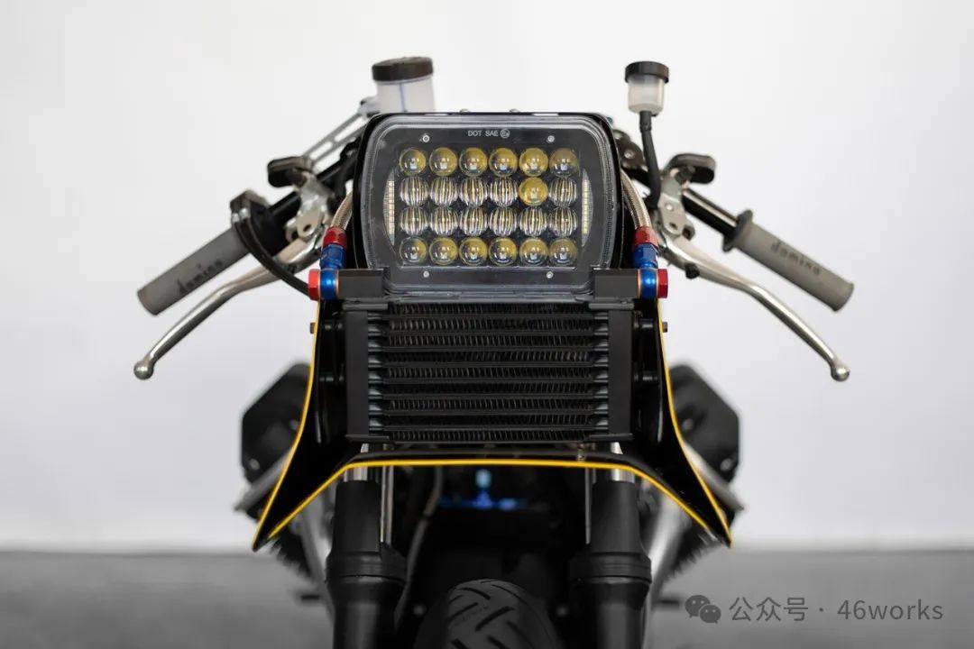 北斗出击：Moto Guzzi SP3 1000