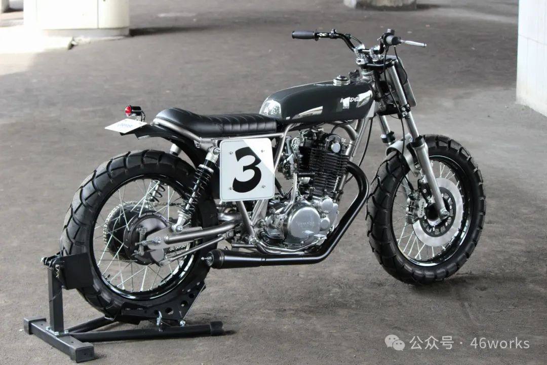 精湛简约:Yamaha SR400 | 每日一车
