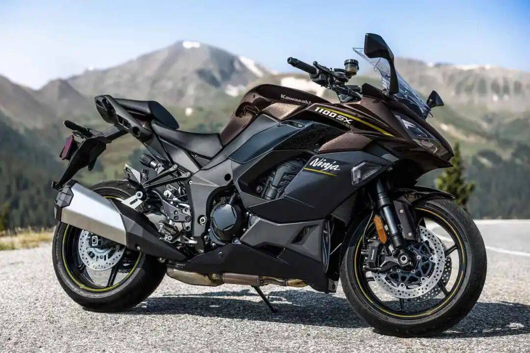 川崎发布2026款Ninja 1100SX系列,配色更新、性能配置不变