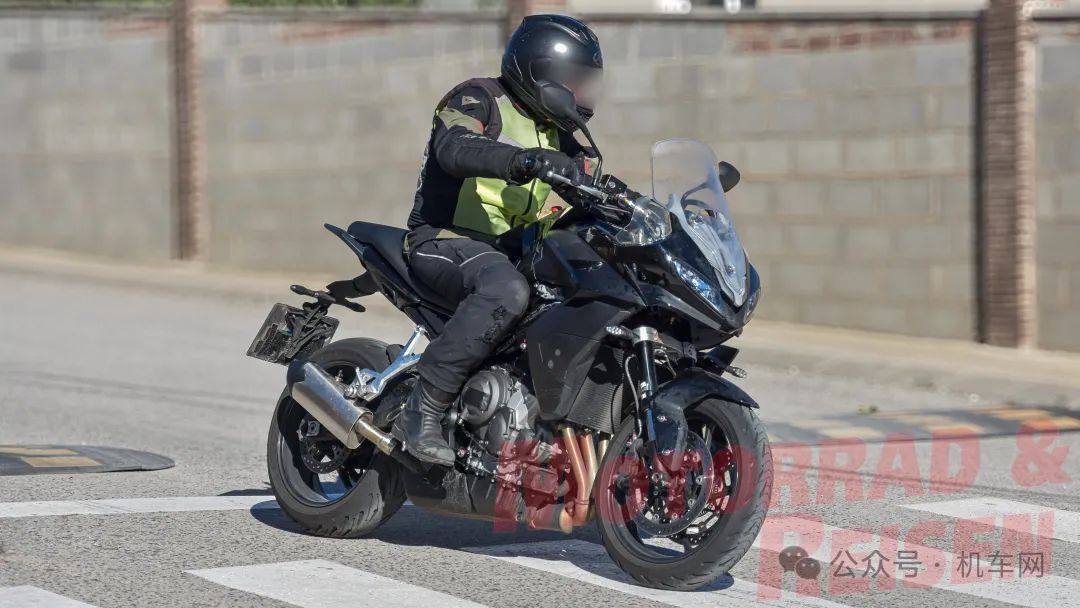 新款Tiger 660路试曝光，凯旋三缸休旅加强，长途摩旅或更舒服