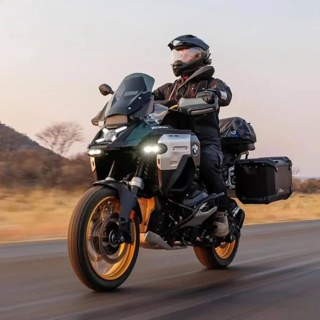 新款宝马R 1300 GS Adventure的轮上马力