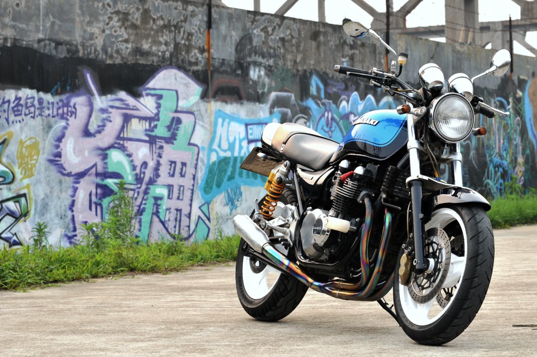 老照片、新感悟:Kawasaki Zephyr 750,消费降级、情怀也变廉价