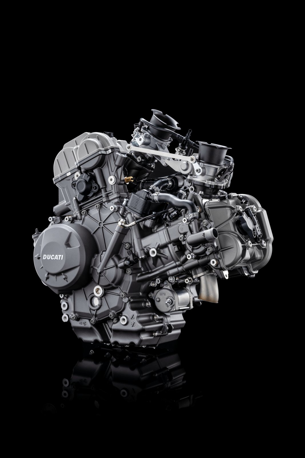 杜卡迪发布全新 V 型 90 度两气缸、890 cc 发动机