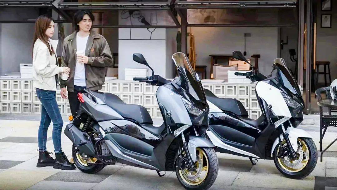 天鹰他她/TA150试驾测评，优雅、运动、舒适咱都要