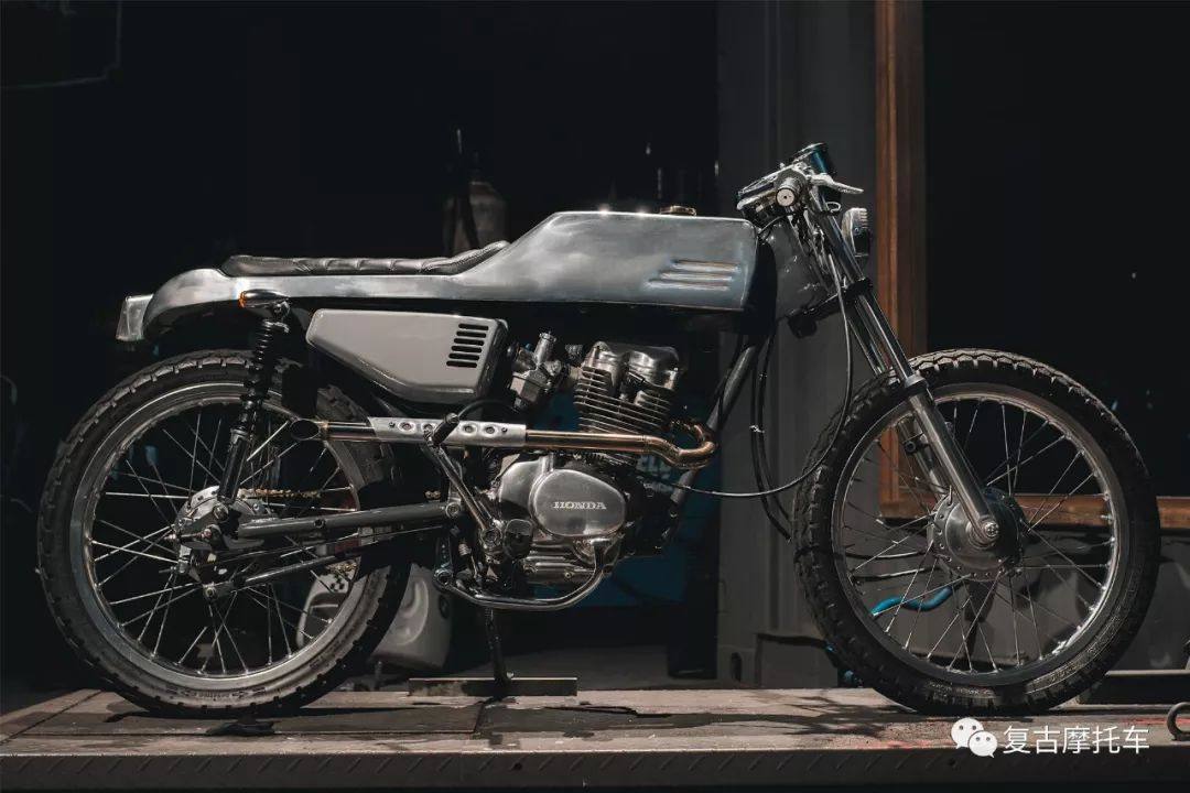 手工痕迹明显,但很有质感:经典CG125 caferacer风格改造 | 每日一车