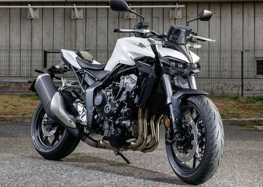 撞脸神兽本田新款CB1000，更多细节曝光，主打技术流