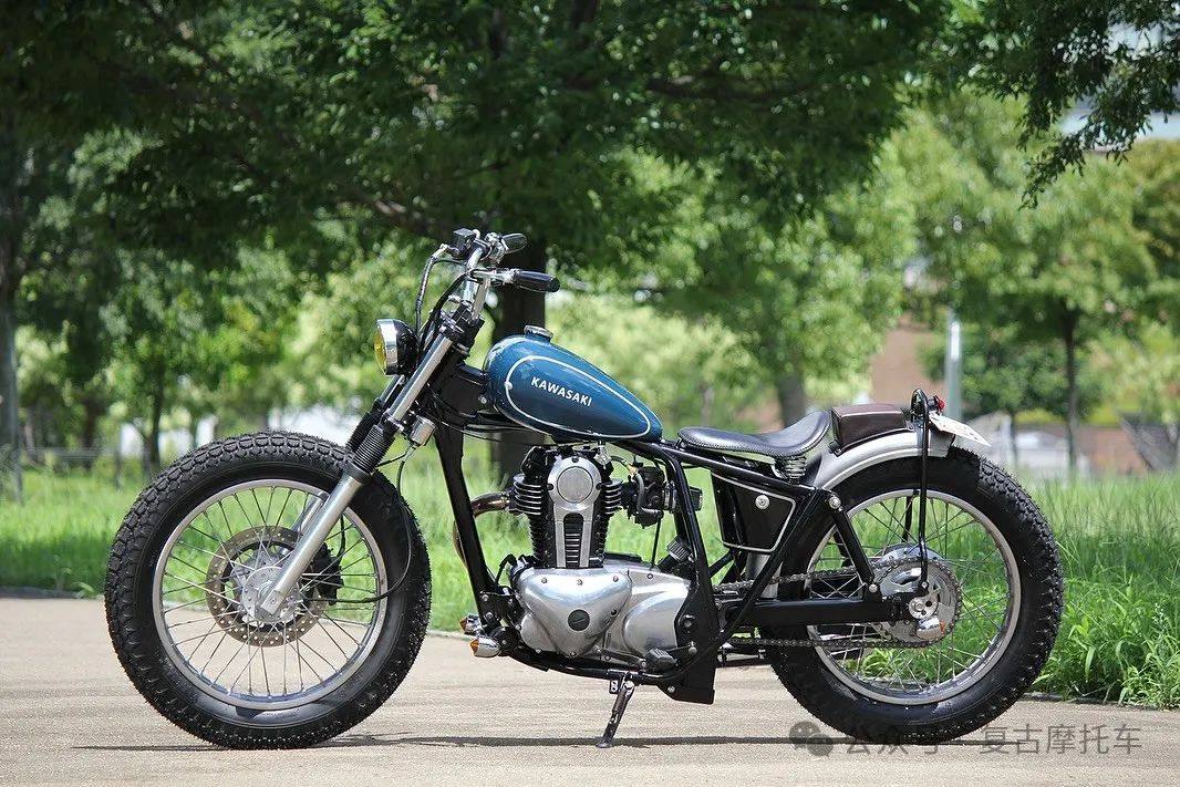 希望能有一辆类似的国产车出现 Kawasaki 250TR chopper | 每日一车