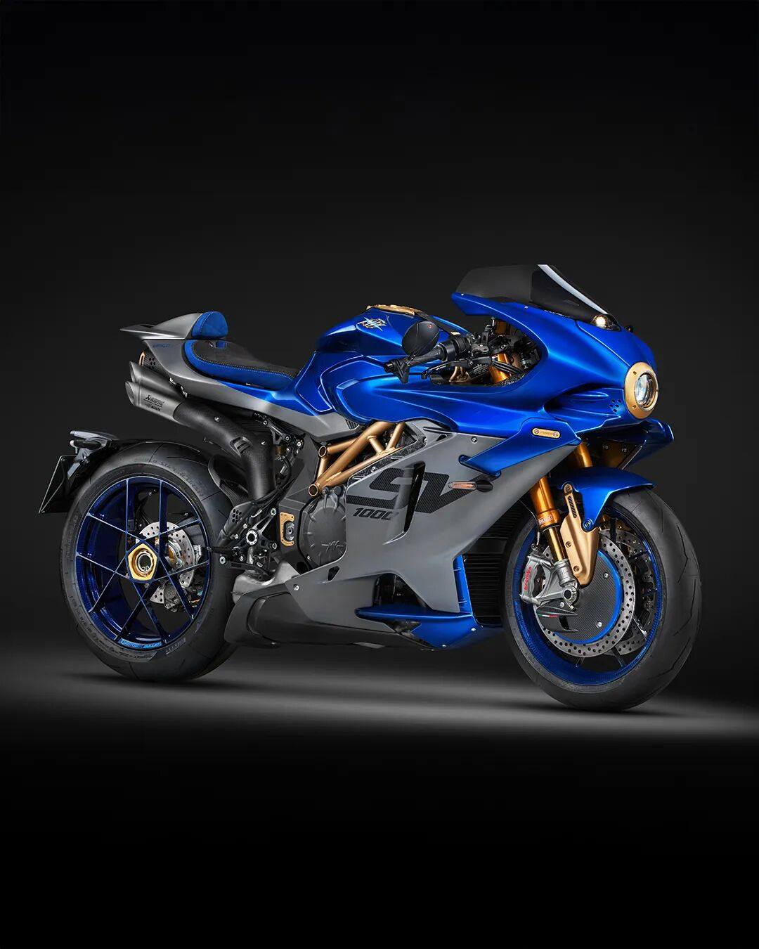 当激情成为创造：MV Agusta Sartoria Meccanica 定制工坊，定制属于你自己独一无二的奥古斯塔