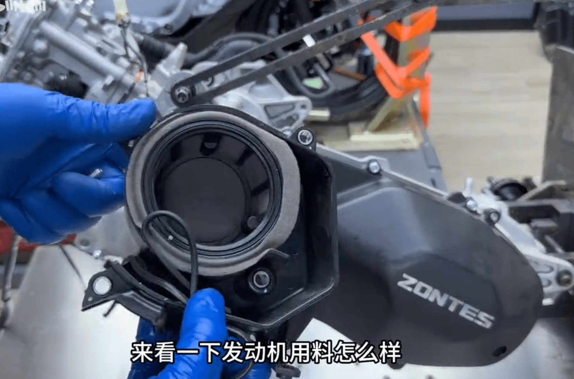 博主拆解升仕150X发动机;本田两轮车自动闪避专利曝光;车辆故障高速狂奔另有猫腻?电量耗尽2人高速路推车被撞身亡