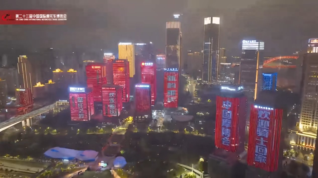 左宗申摩博会上建言！看起来是要办重庆TT了吗！！？/重庆摩博会820RR首摔！不愧是新手利器。。。