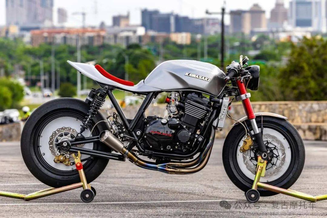 KAWASAKI ZRX1200R CAFÉ RACER | 每日一车