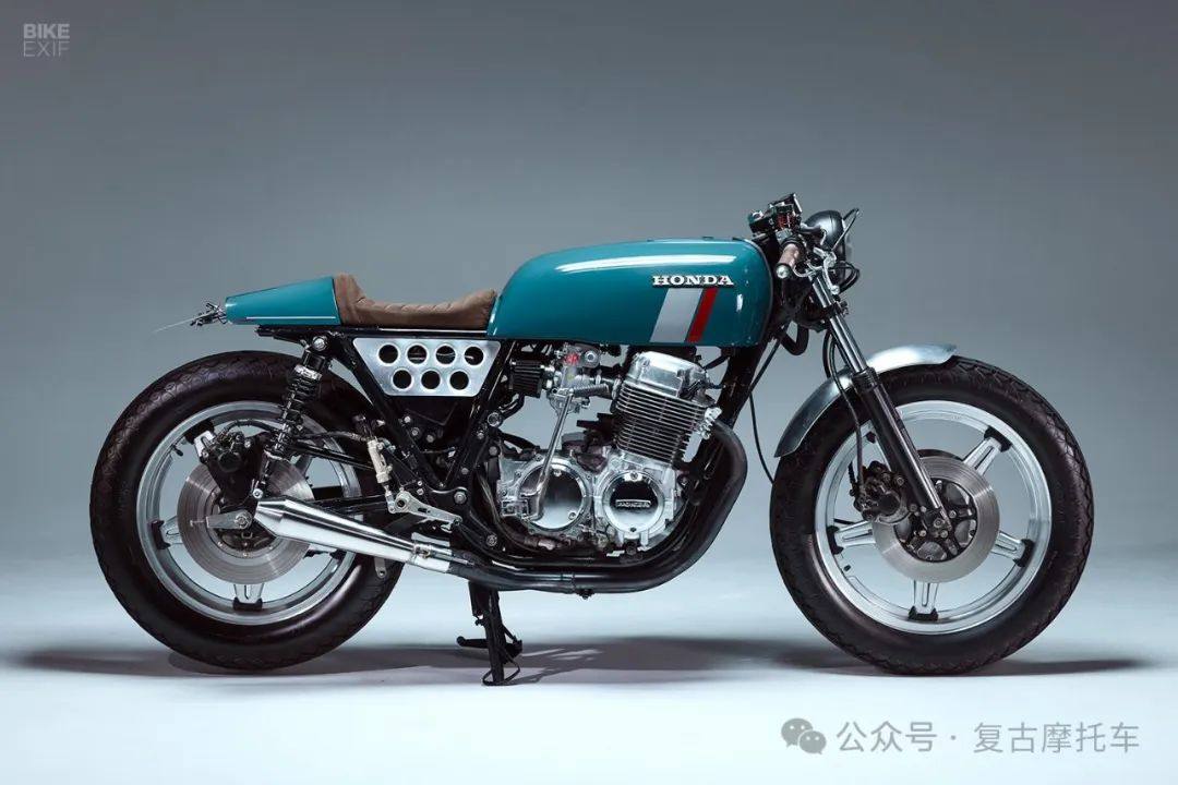 绿松石一样的光泽 1978 Honda CB750 | 每日一车