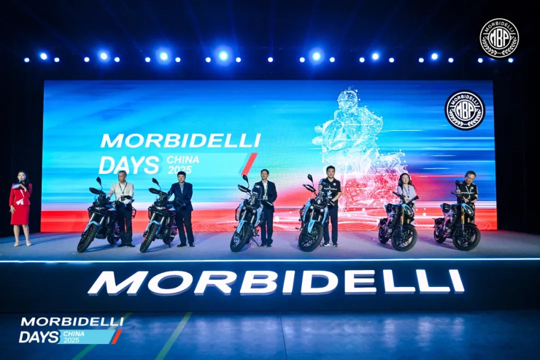 2025 EICMA ▏凯威MBP上马硬核探险T502XR&复古巡航C652V,一众电动新品阵容强大!