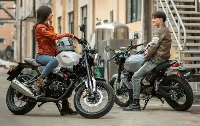逆袭而来!售价11800元,续航600km加,本田系CB190SS有点小火