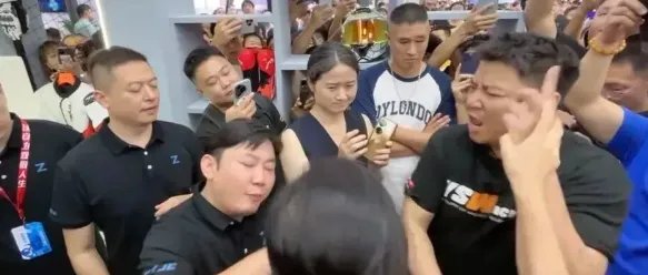 张雪820RR的竞争车型要来了...