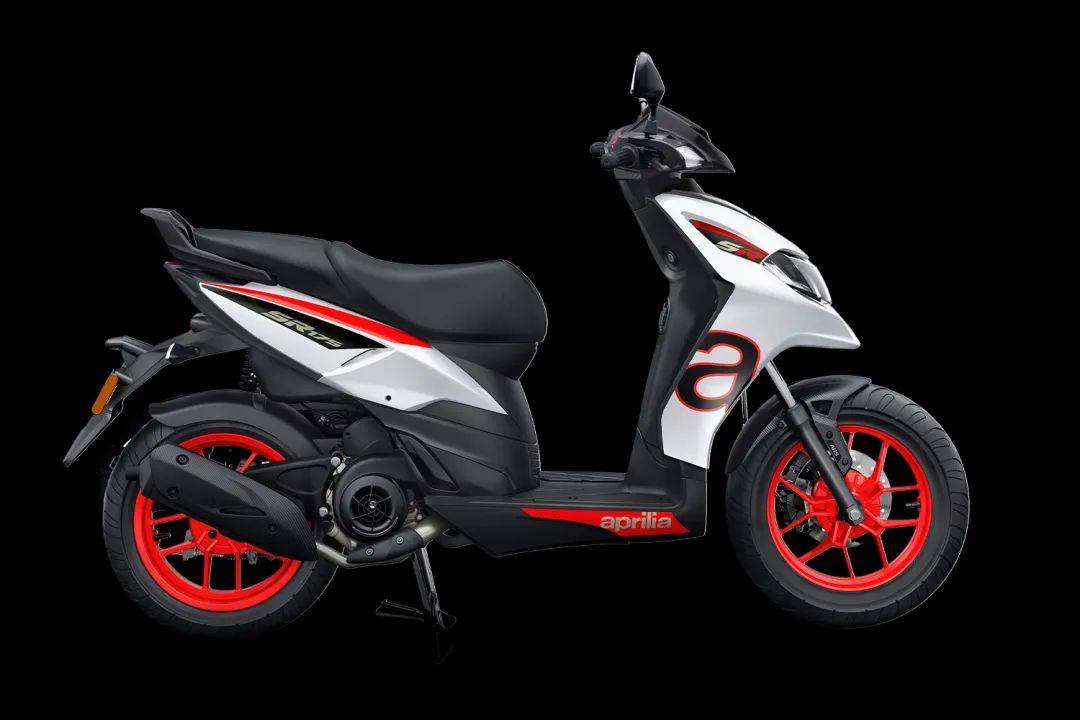 这款车竟然还在更新?2025款Aprilia SR175海外发布