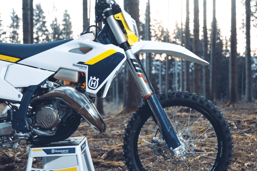 Husqvarna 2025 Enduro 越野赛车 FE、TE 系列
