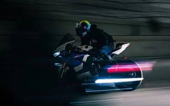 摩托车新手避坑指南:你的爱车到底能跑多快?