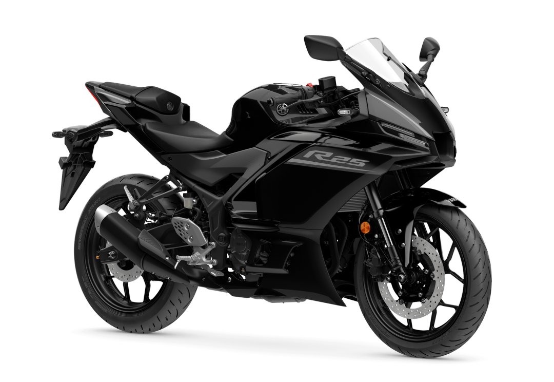 包括七十周年纪念版,Yamaha 2026 YZF-R25、YZF-R3 跑车